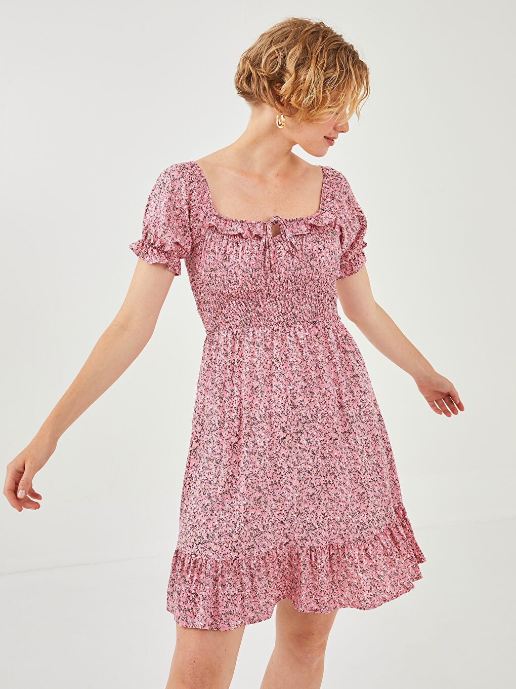 Haljina ženska sa cvetnim dezenom, široki izrez, kratki rukav, viskoza