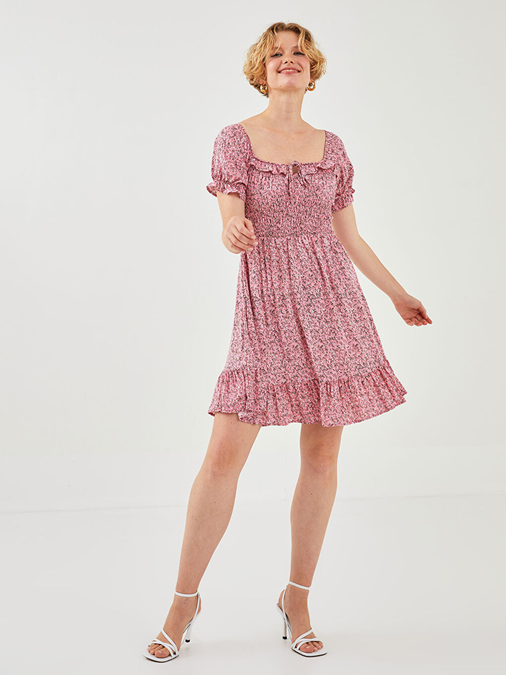 Haljina ženska sa cvetnim dezenom, široki izrez, kratki rukav, viskoza-1