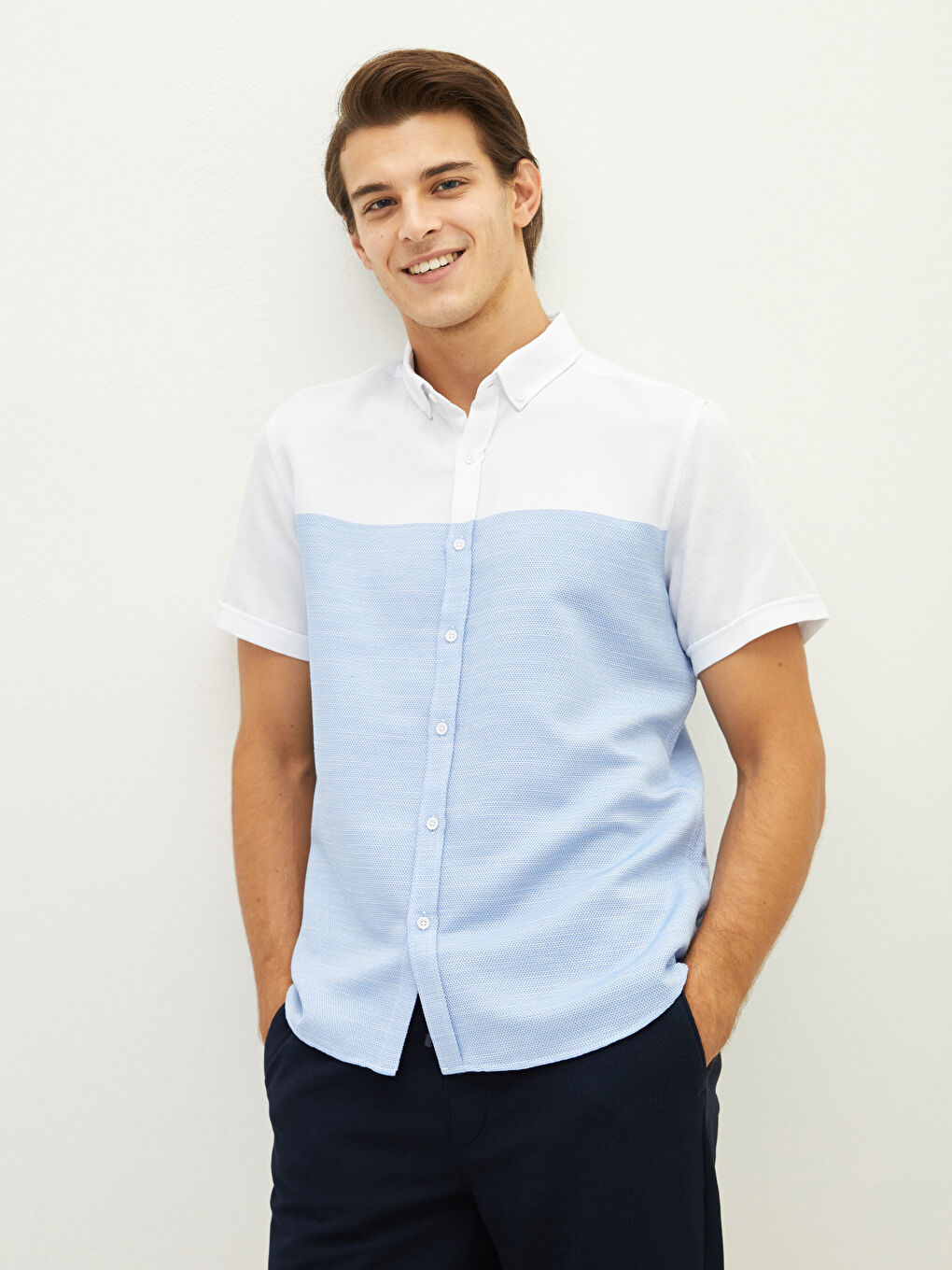 Mavi Slim Fit Kısa Kollu Renk Bloklu Erkek Gömlek