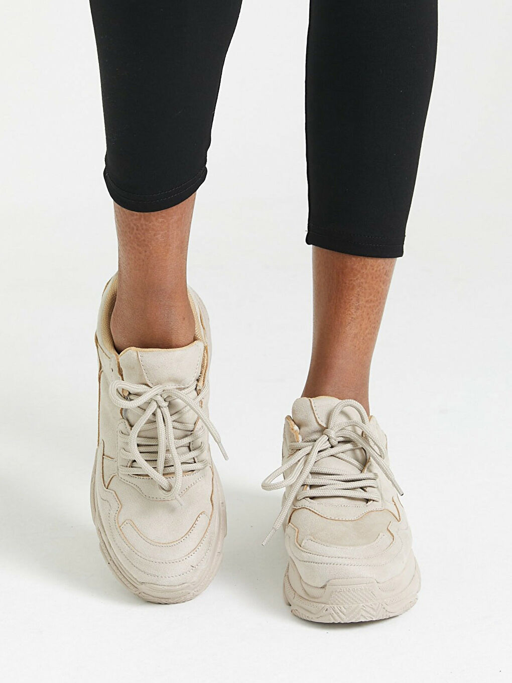 Bej Kalın Tabanlı Bağcıklı Kadın Aktif Spor Ayakkabı-7