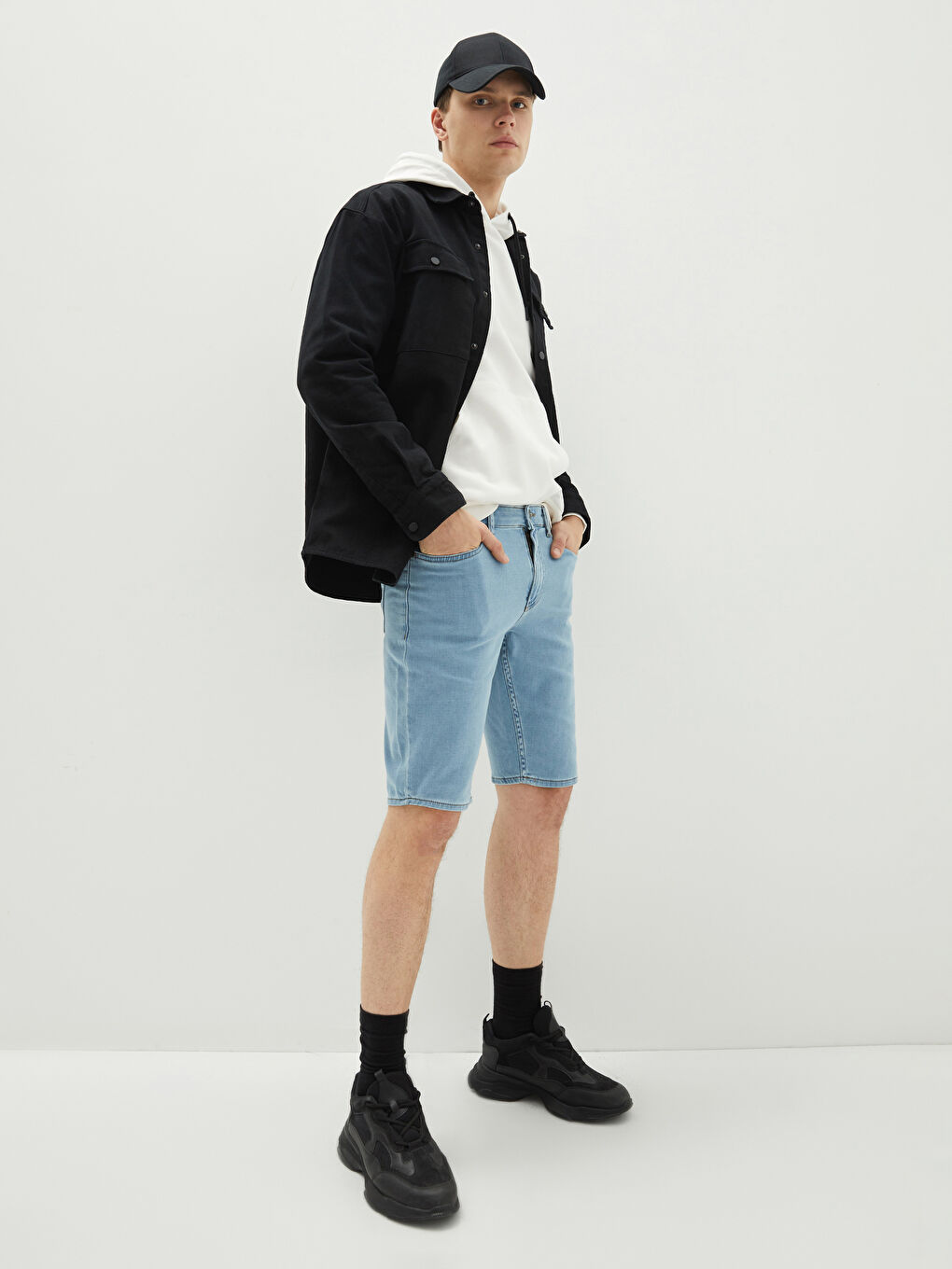 Standard Fit Men's Denim Shorts