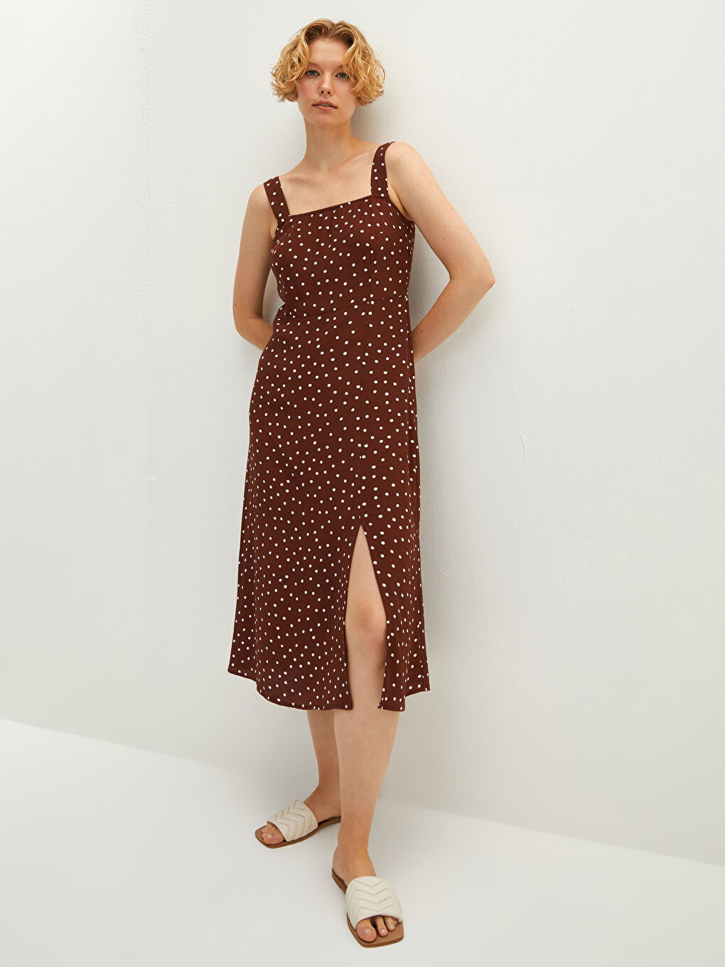 Rochie din Vâscoză cu Guler Pătrat, Buline și Bretele pentru Femei-1