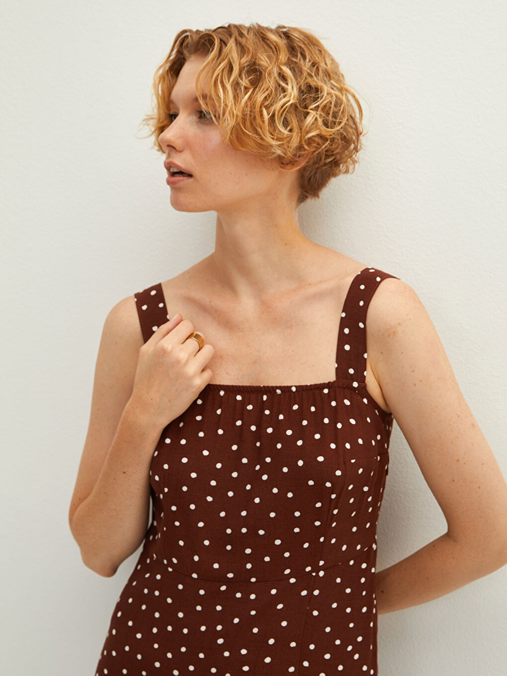 Rochie din Vâscoză cu Guler Pătrat, Buline și Bretele pentru Femei-3