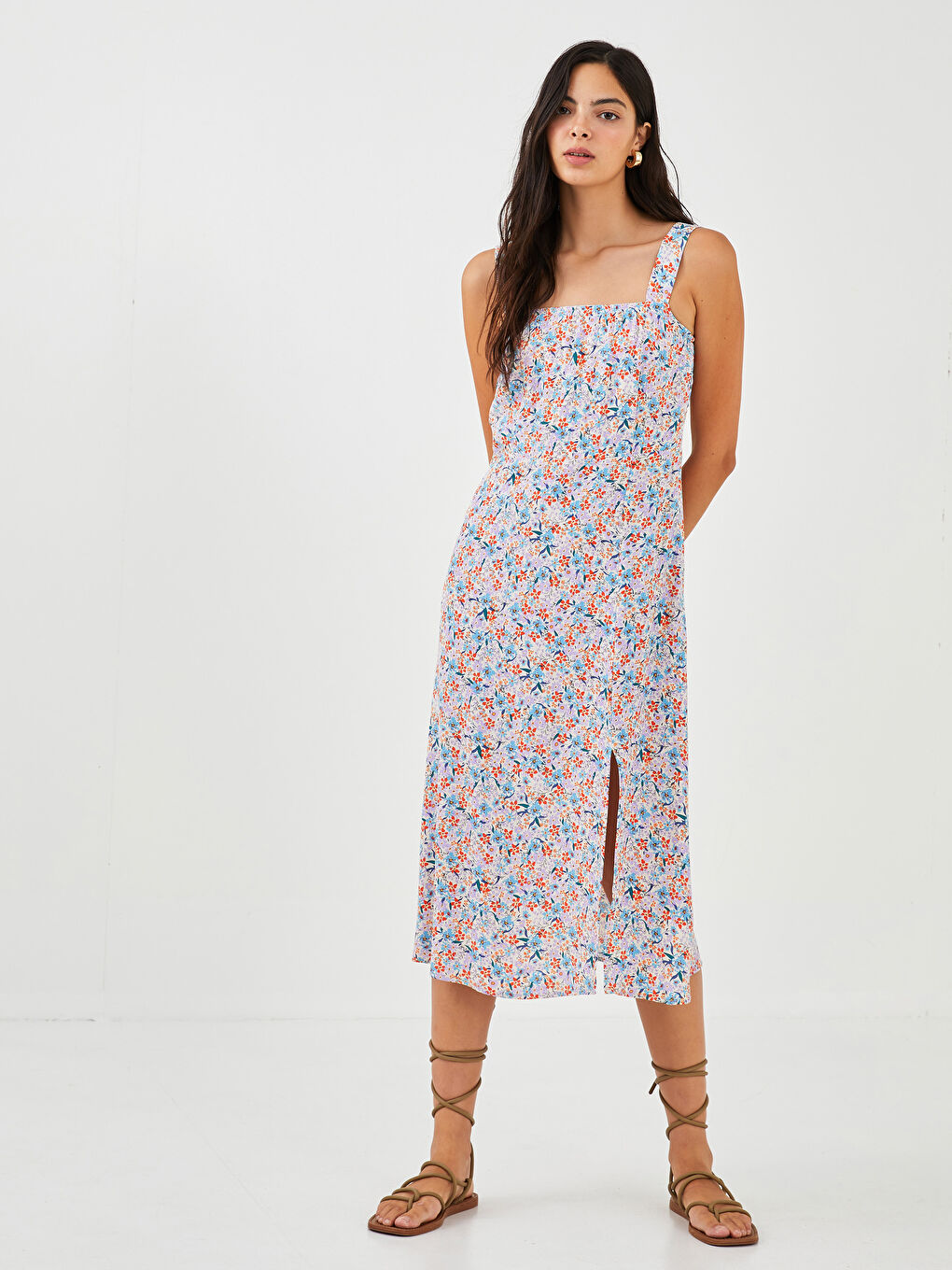 Rochie Din Viscoză Cu Bretele, Guler Pătrat Și Imprimeu Floral