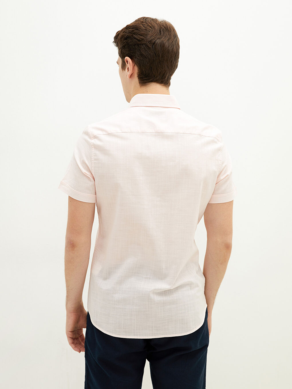 قميص رجالي كم قصير قطن بقصة رفيعة-4