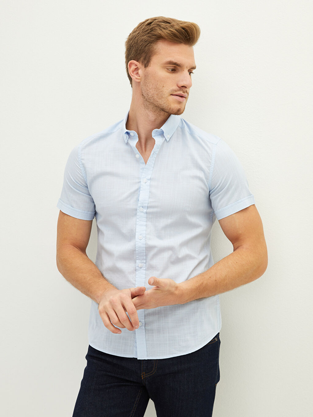 قميص رجالي كم قصير قطن بقصة رفيعة-2