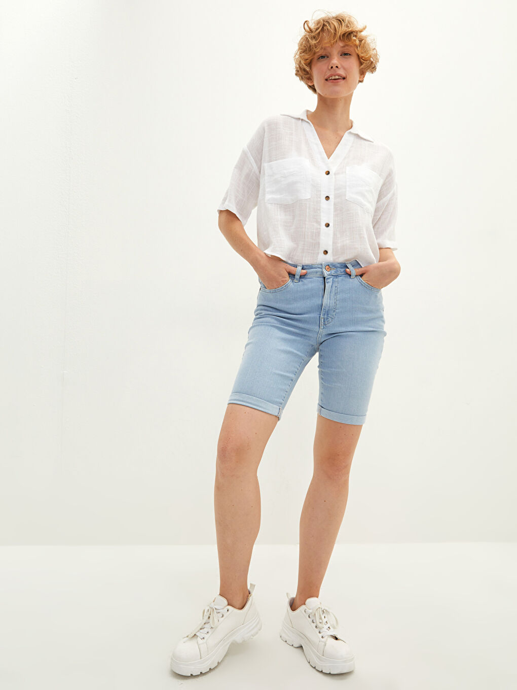LCW Jeans Basic Pamuklu Kadın Jean Şort -S1MI00Z8-311
