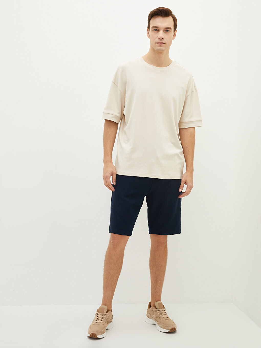 Lacivert Standart Kalıp Erkek Roller Şort