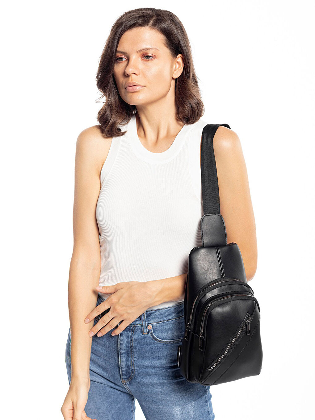 Siyah Üç Bölmeli Kadın Göğüs Çantası-6