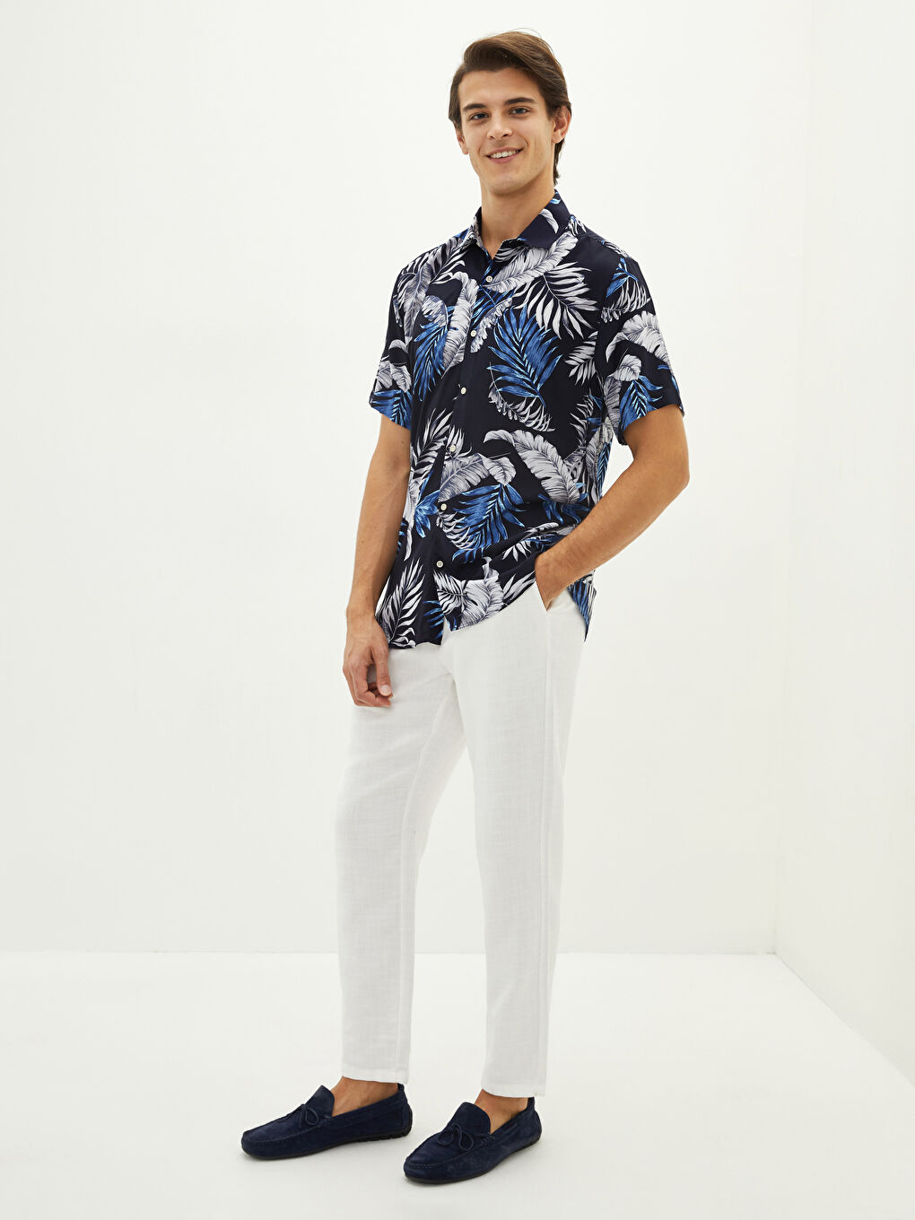 قميص رجالي ضيق بنقشة وأكمام قصيرة للرجال-2