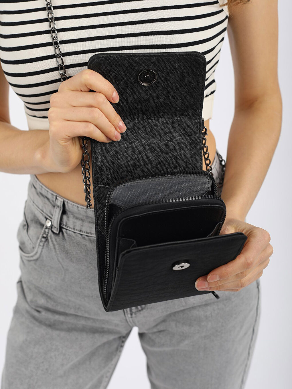 Siyah Cüzdan Bölmeli Çapraz Çanta-3