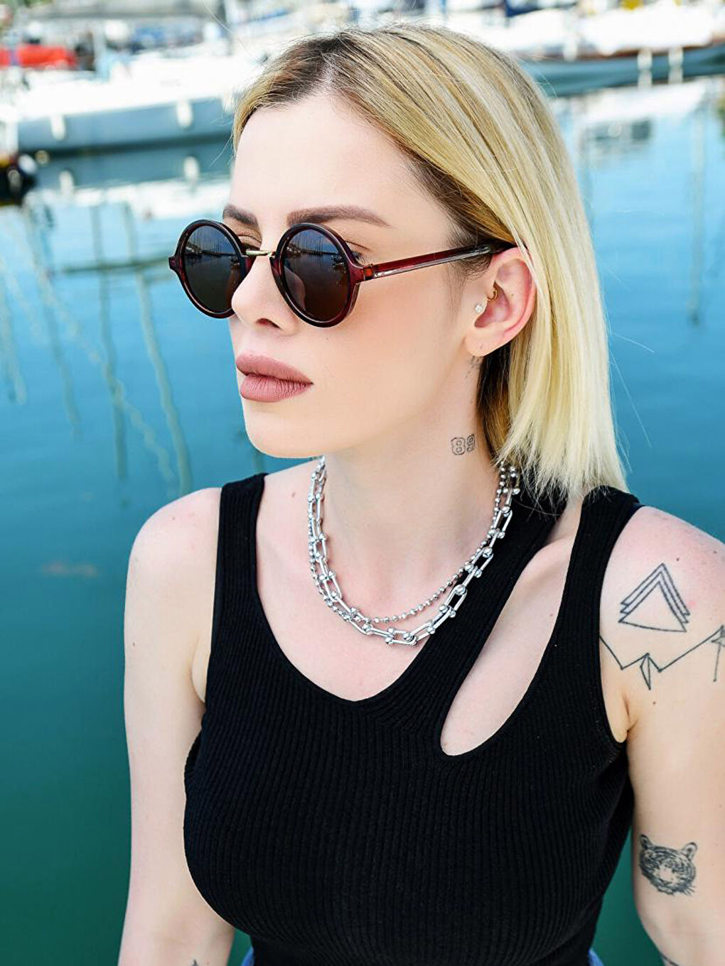 نظارات شمسية نسائية بإطار دائري من POLO UK-2