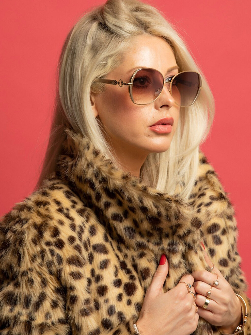 نظارات شمسية نسائية بإطار دائري من POLO UK-3