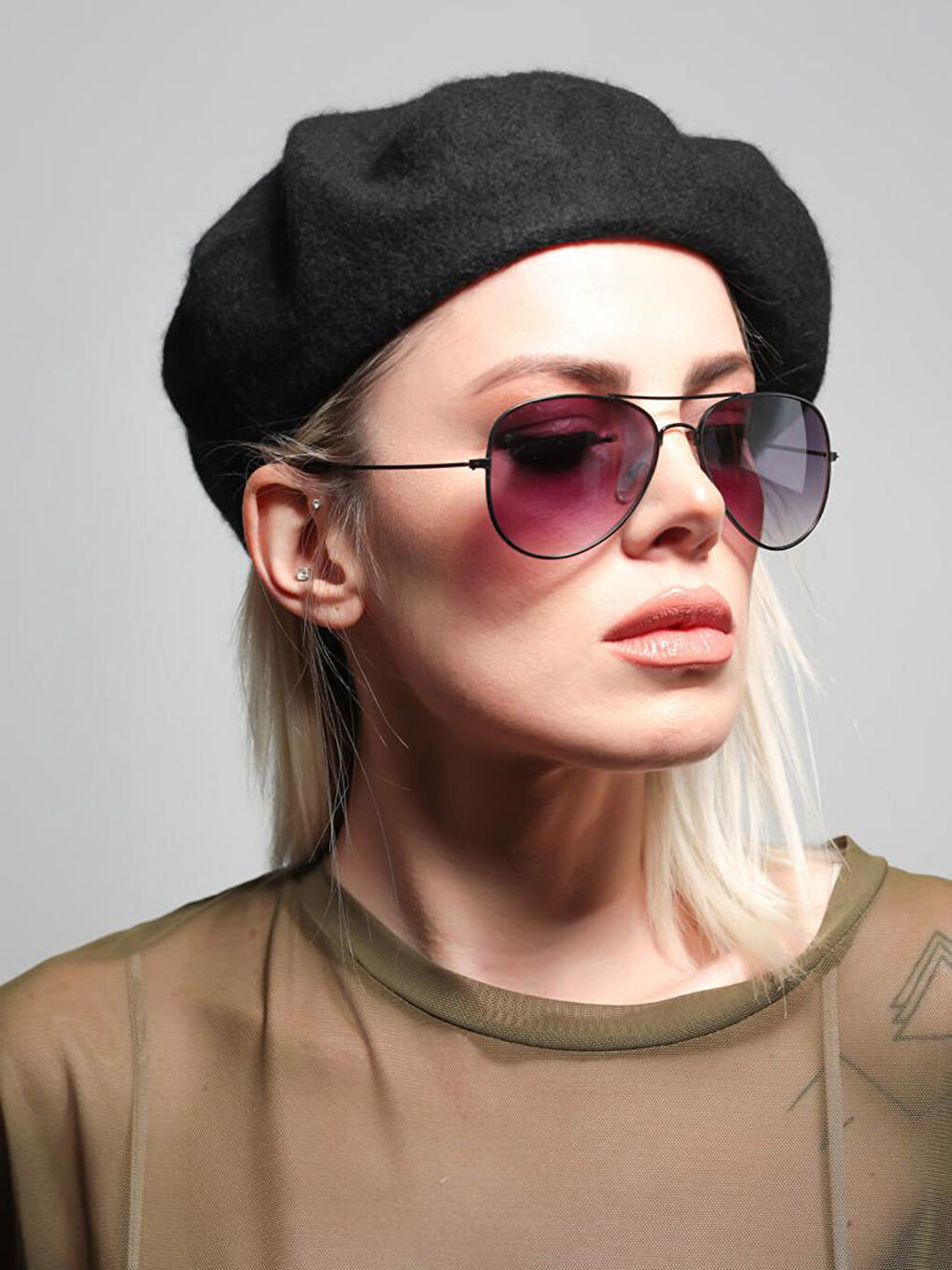Polo UK نظارة شمسية نسائية بإطار معدني polo UK -W1KP82Z8-CVL