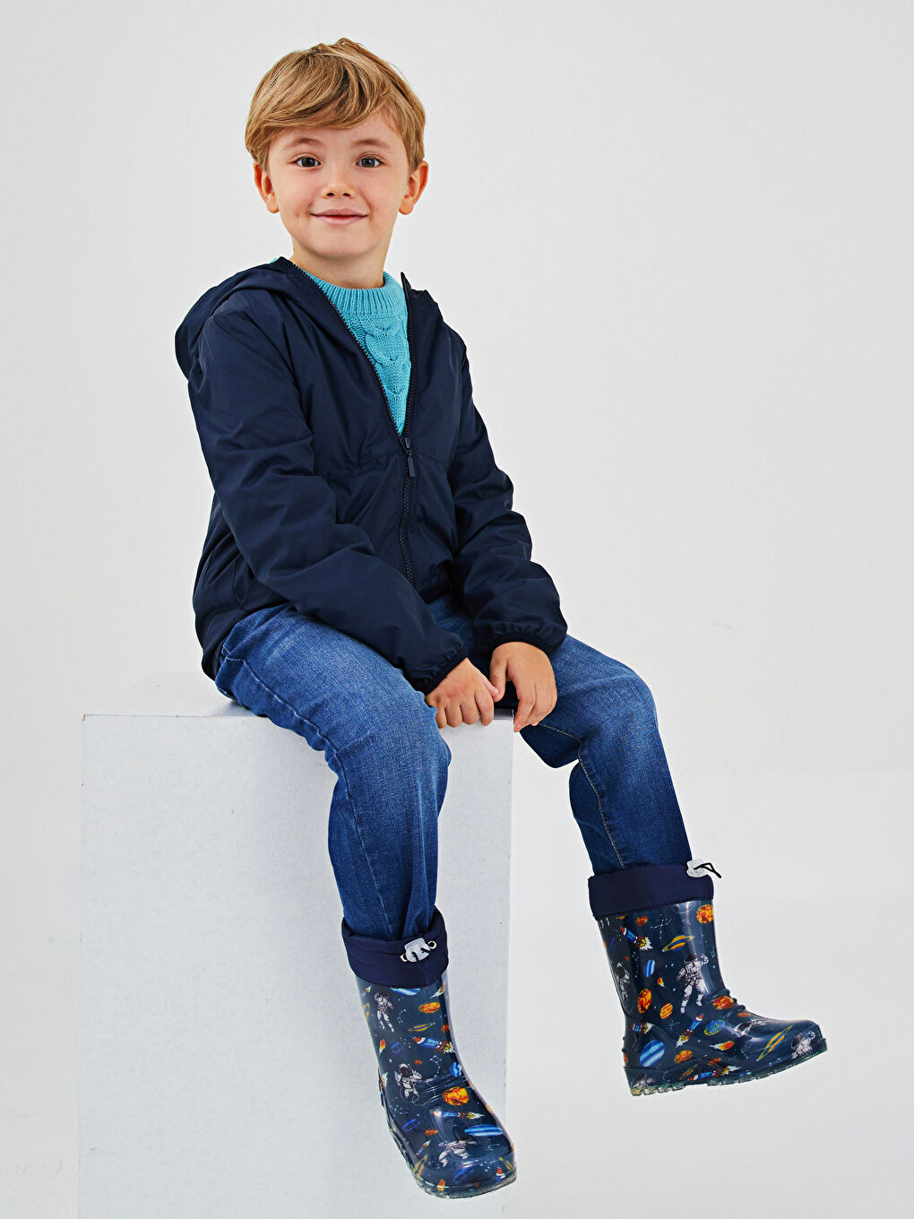 Lacivert Kapüşonlu Erkek Çocuk İnce Yağmurluk-2