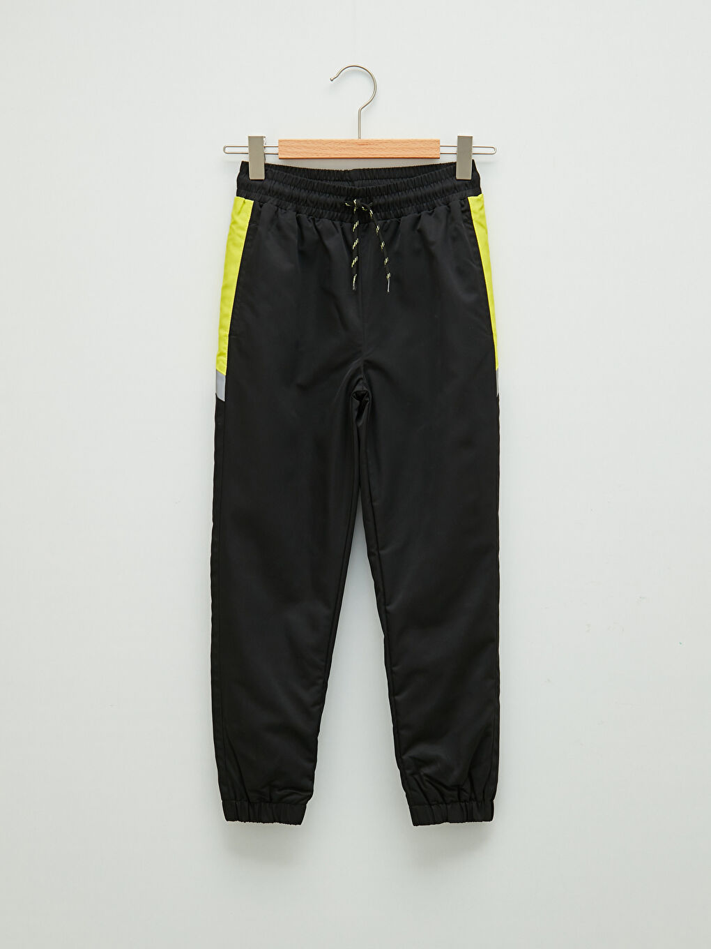 Siyah Dik Yaka Desenli Uzun Kollu Erkek Çocuk Eşofman Takım-2