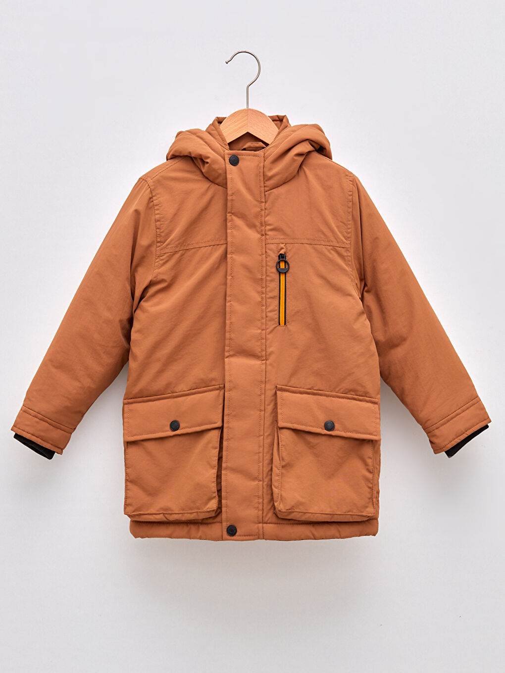 LCW Kids Плътно момчешко палто с качулка -W10029Z4-GNC