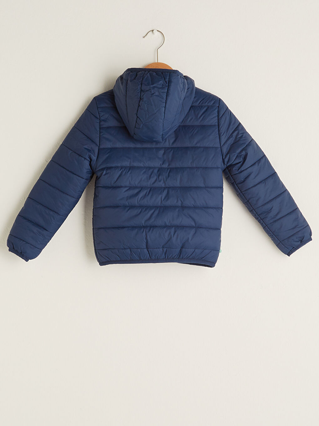 Lacivert Kapüşonlu Erkek Çocuk Şişme Mont-1