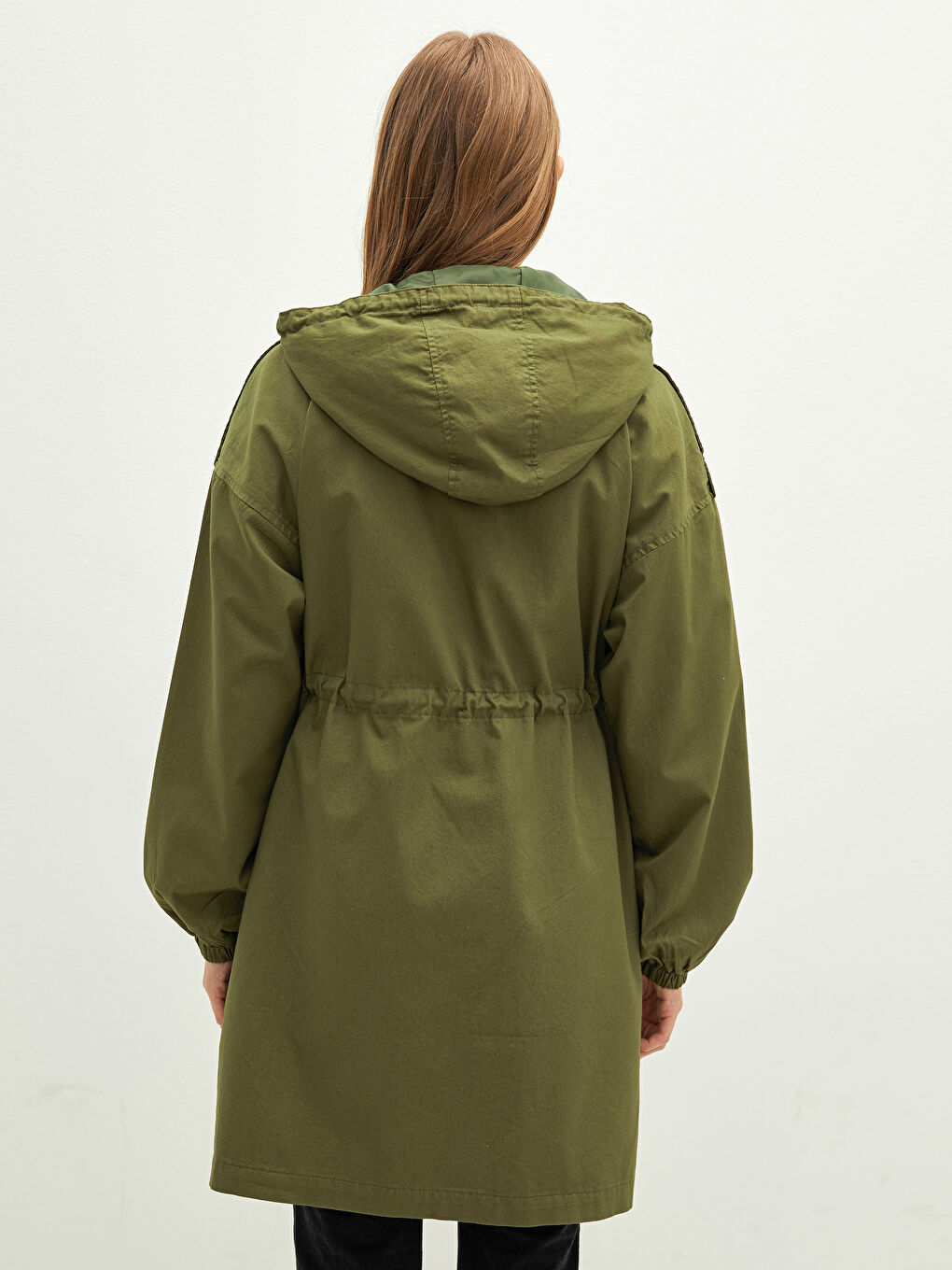 Parka Pour Femmes Surdimensionné Uni À Capuche Et Manches Longues Avec Poches-4