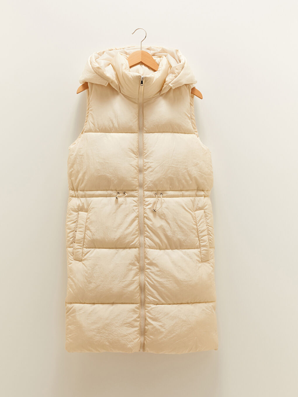 Hooded Collar Regular Sleeveless Pocket Detailed Women's Down Vest-5