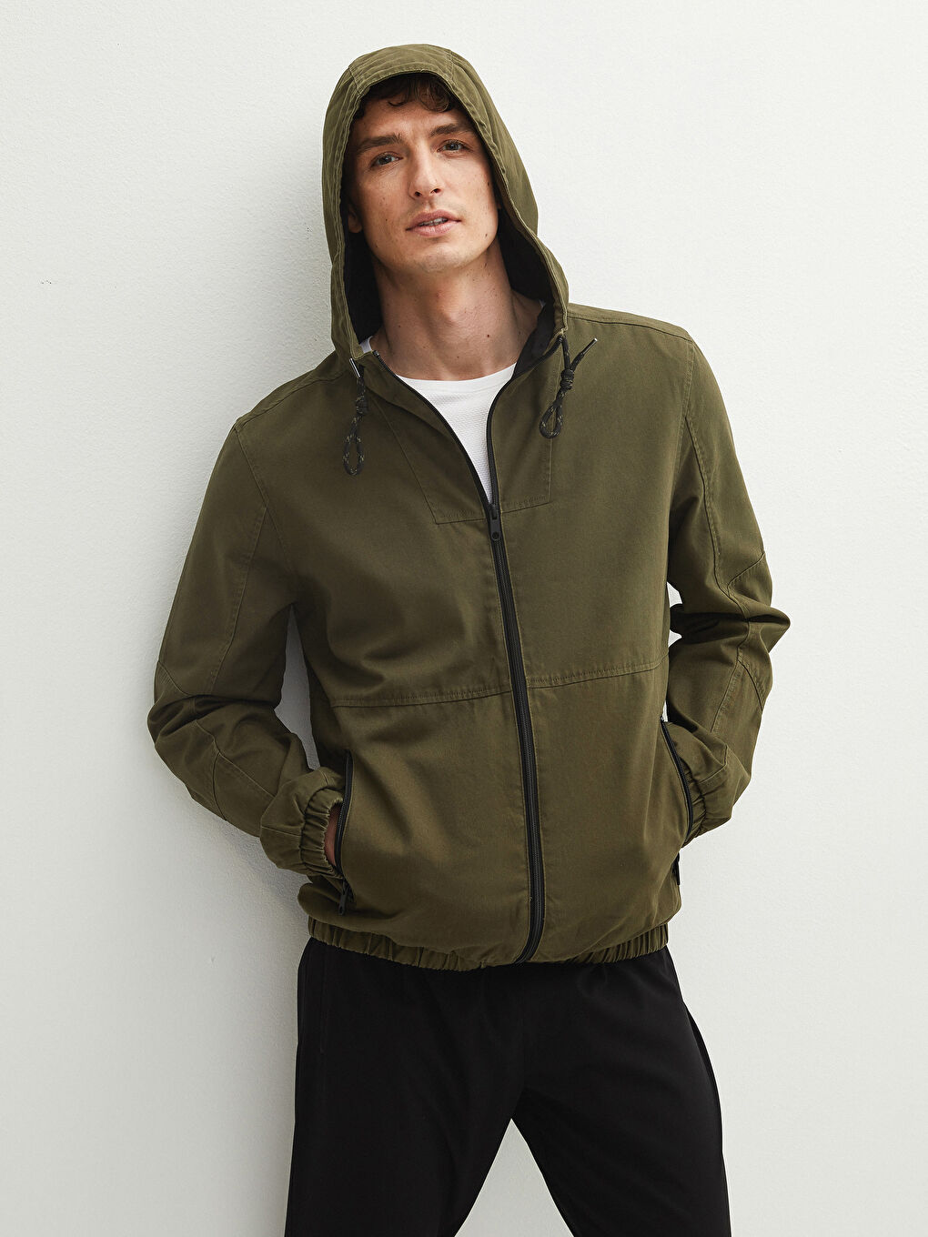 Стандартное Тонкое Мужское Пальто С Капюшоном