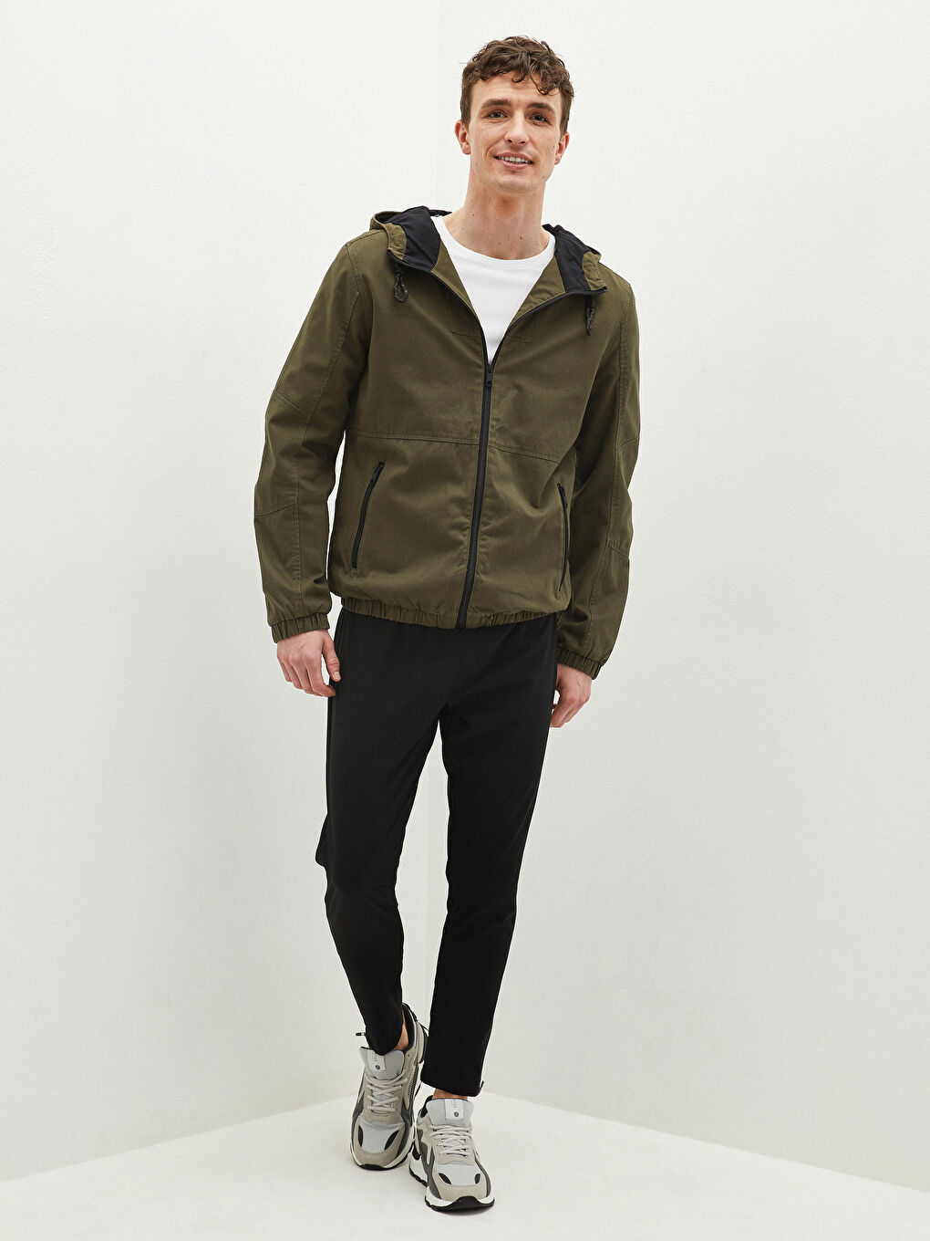 Стандартное Тонкое Мужское Пальто С Капюшоном-4