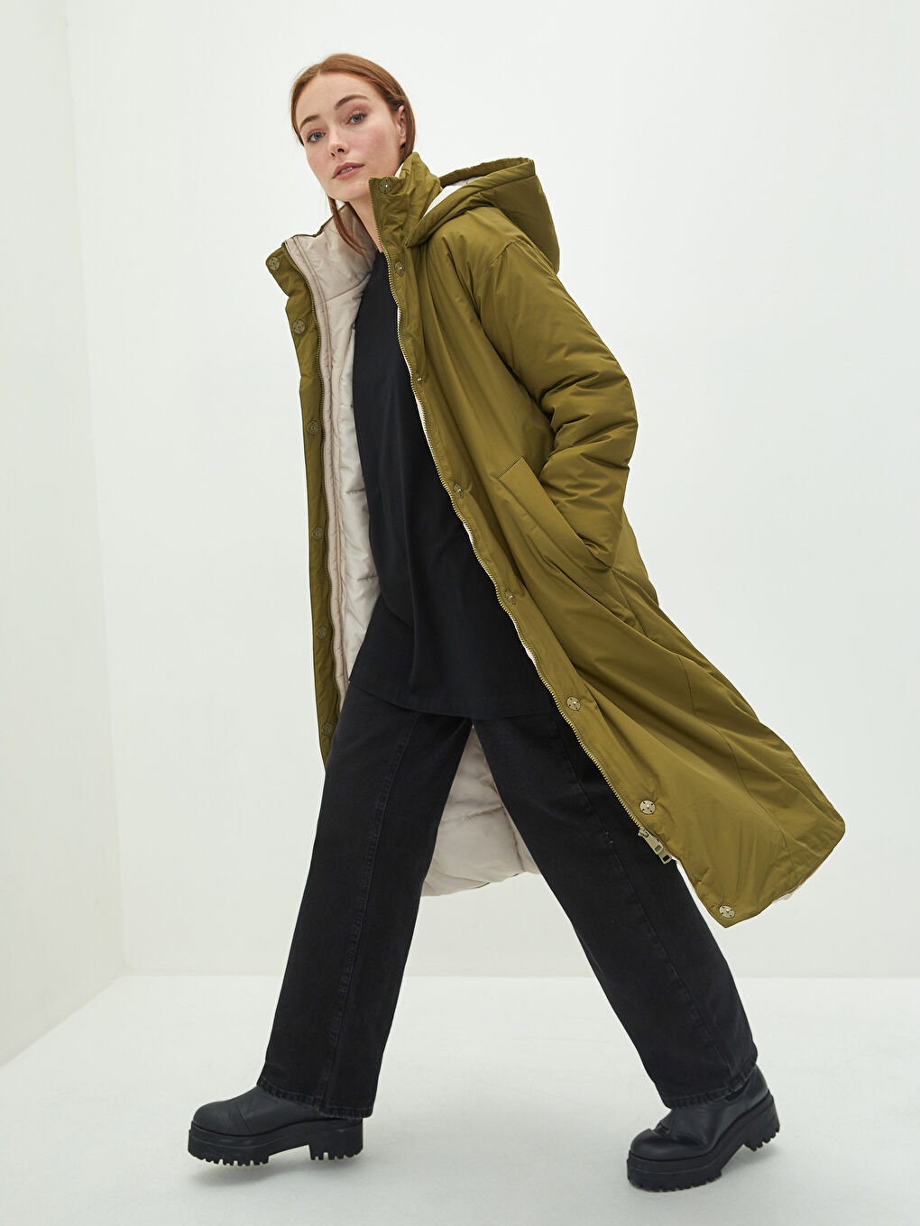 Hooded Collar Straight Long Sleeve Pocket Detailed Women's Down Coat