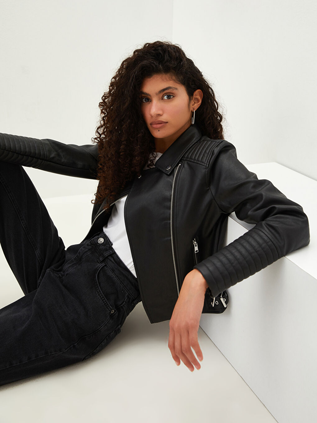 Geacă din piele ecologică cu guler biker, fermoar drept, mânecă lungă, slim pentru femei-1