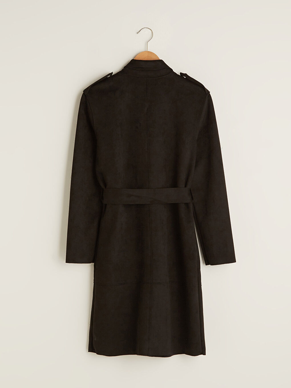 Тренч Женский Замшевый с Поясом, Длинными Рукавами и Кнопками-6