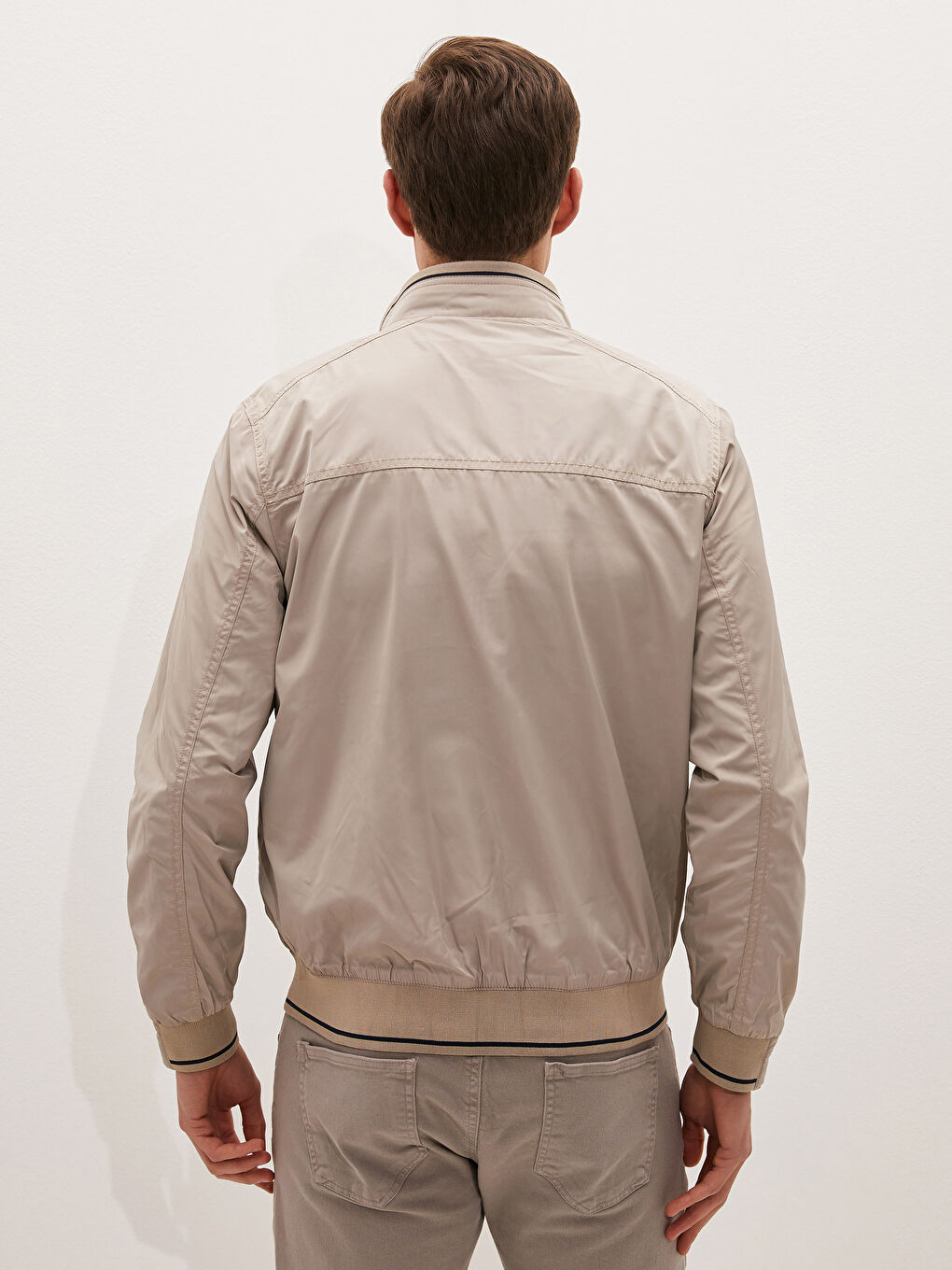 جاكيت رجالي بومبر ستاند-أب كول قصة مريحة-4