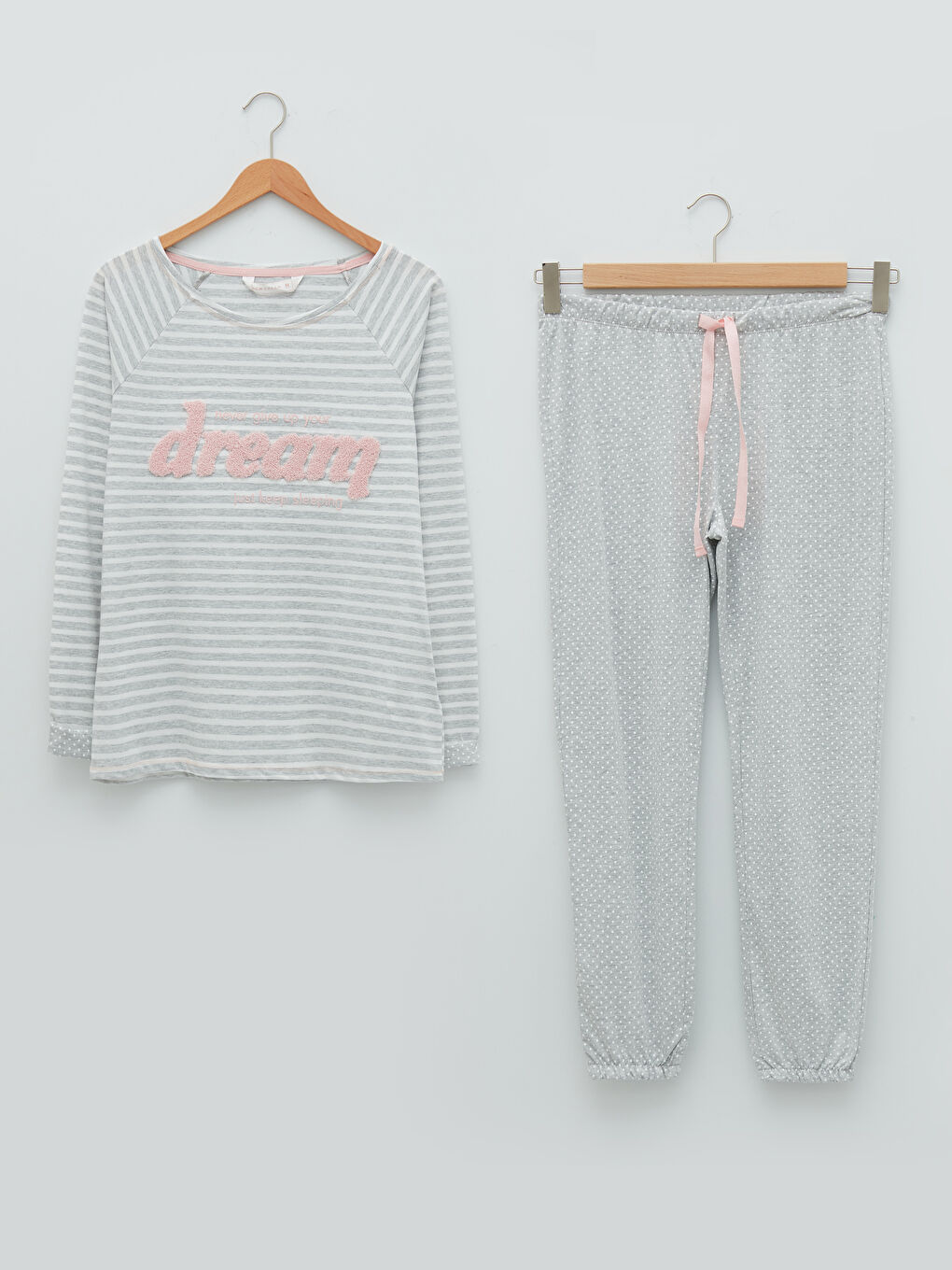 Gri Bisiklet Yaka Baskılı Uzun Kollu Kadın Pijama Takımı-5