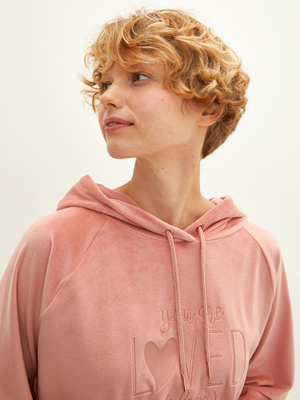 LCW DREAM Kapuzenshirt Bestickt Langarm Samt Frauen Pyjama-Oberteil -W10108Z8-MF0