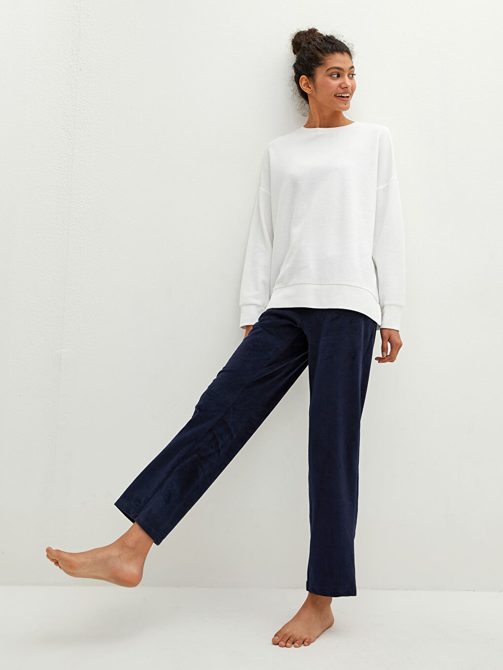 Elastischer Bund Regulär Taschen Detaillierte Samt Pyjama-Hosen für Damen-1