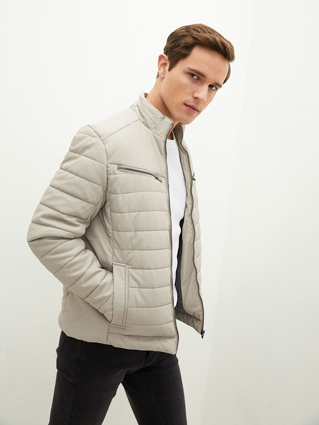 Bej Slim Fit Dik Yaka Erkek Deri Görünümlü Mont-1