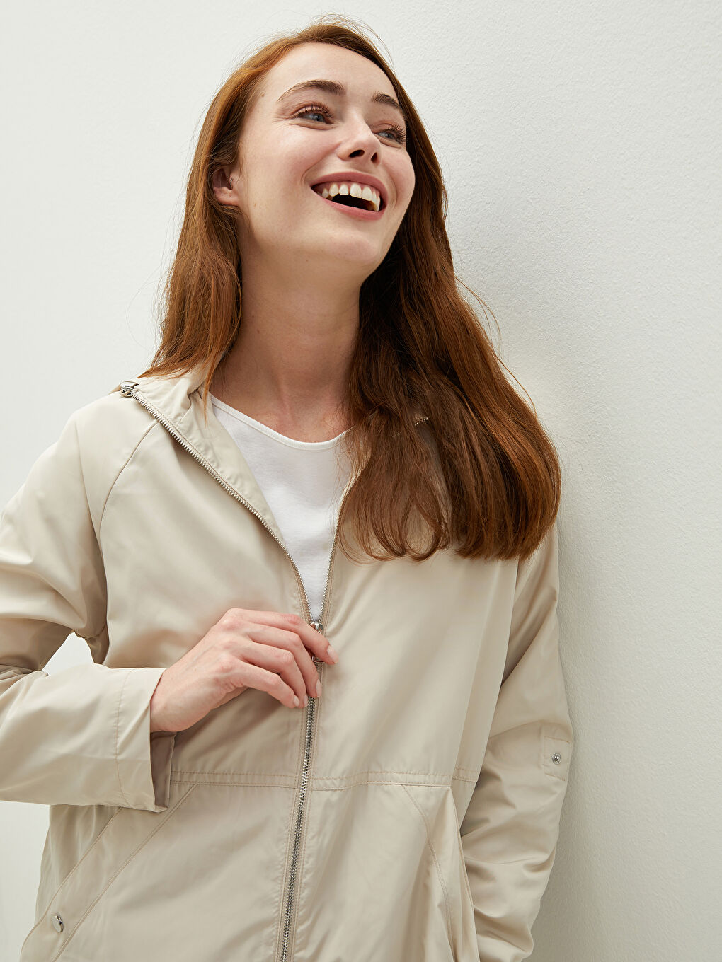 LCW Grace Hooded Collar Straight Zipper Closure Long Sleeve Women's Raincoat -W10223Z8-R82
