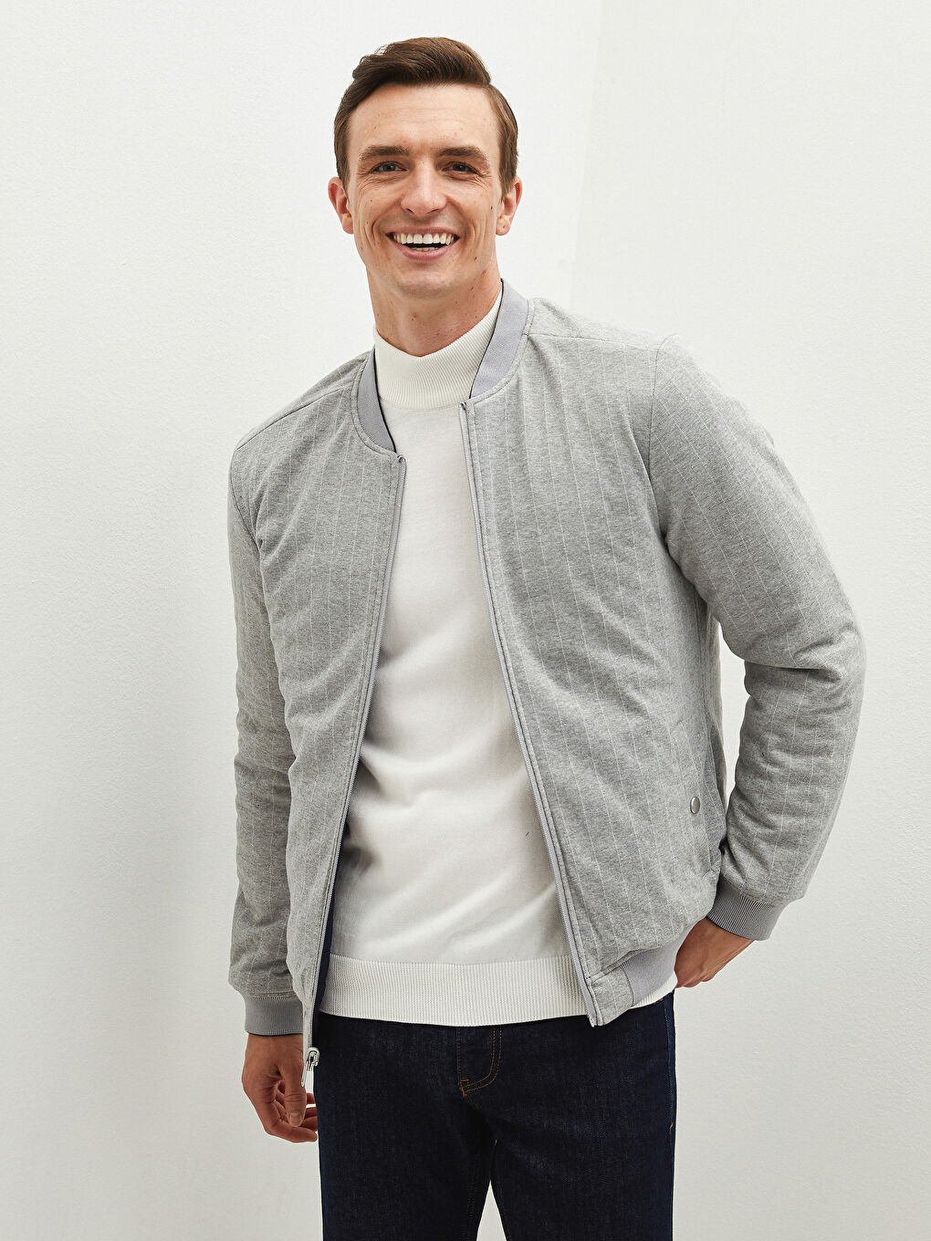 بالطو رجالي رفيع بقصة ضيقة بياقة كلية بومبر رفيع-2