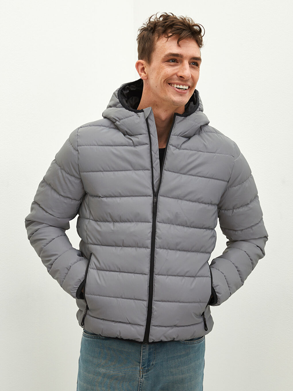 Gri Slim Fit Dik Yaka Kapüşonlu Reflektörlü Erkek Şişme Mont-1