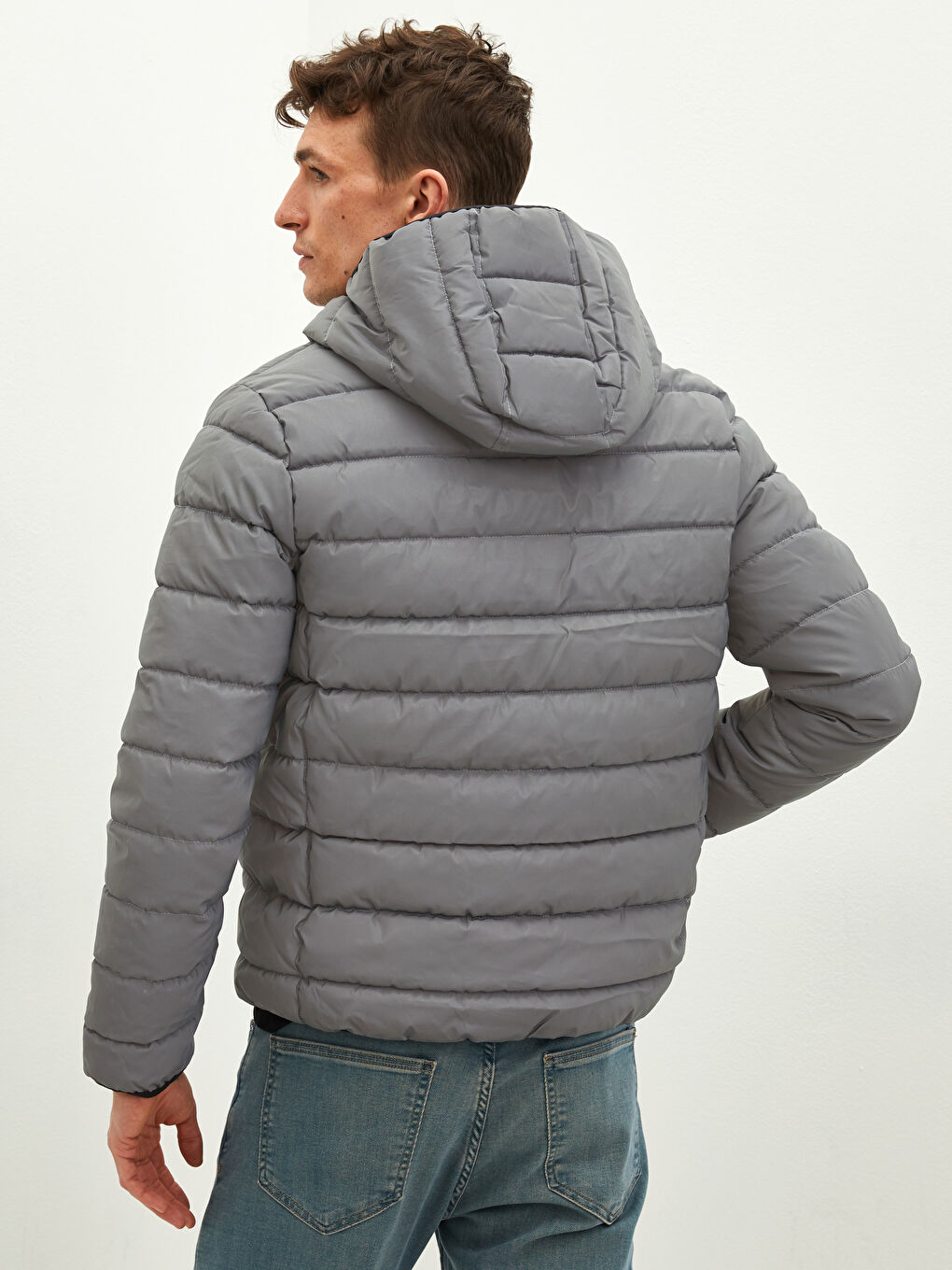 Gri Slim Fit Dik Yaka Kapüşonlu Reflektörlü Erkek Şişme Mont-5