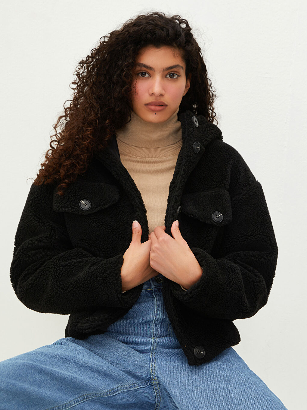 Manteau Épais en Peluche à Manches Longues avec Poches et Capuche pour Femmes-4