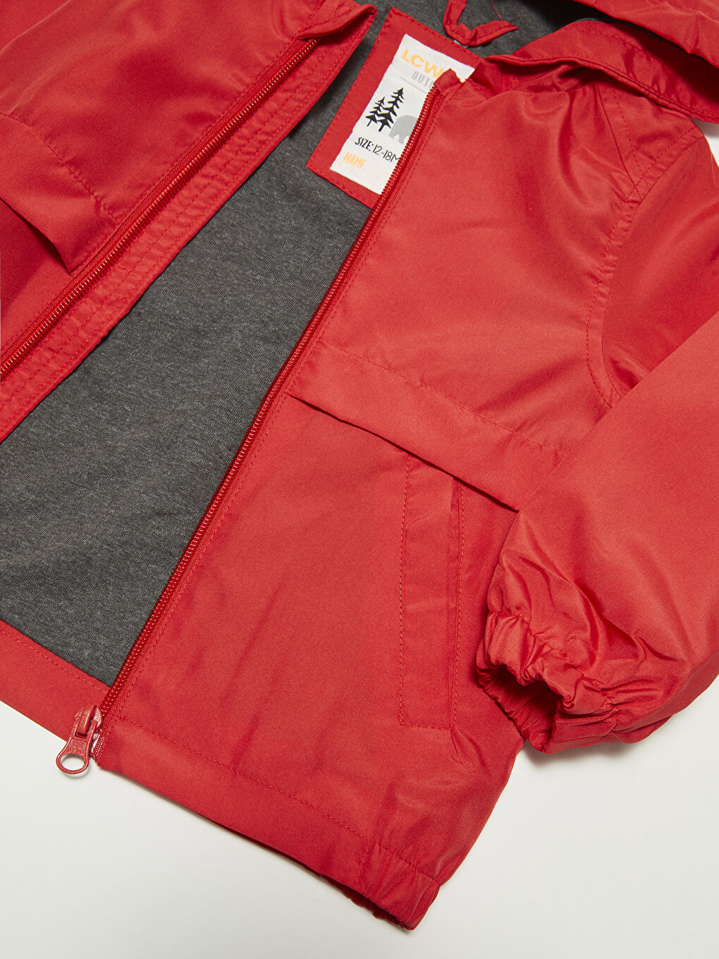 Kırmızı Kapüşonlu Uzun Kollu Basic Erkek Bebek Fermuarlı Mont-1