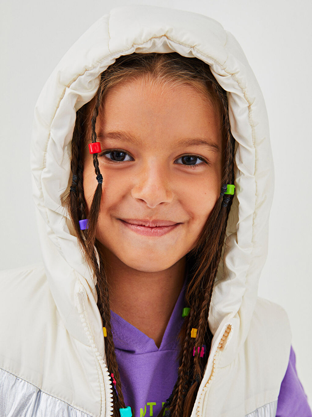 Hooded Girls' Puffer Gilet-3