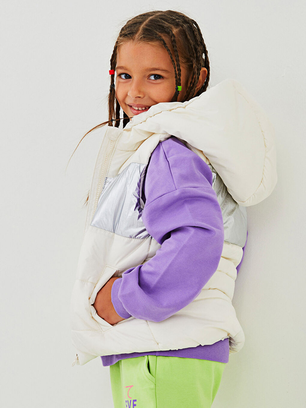 Hooded Girls' Puffer Gilet-4