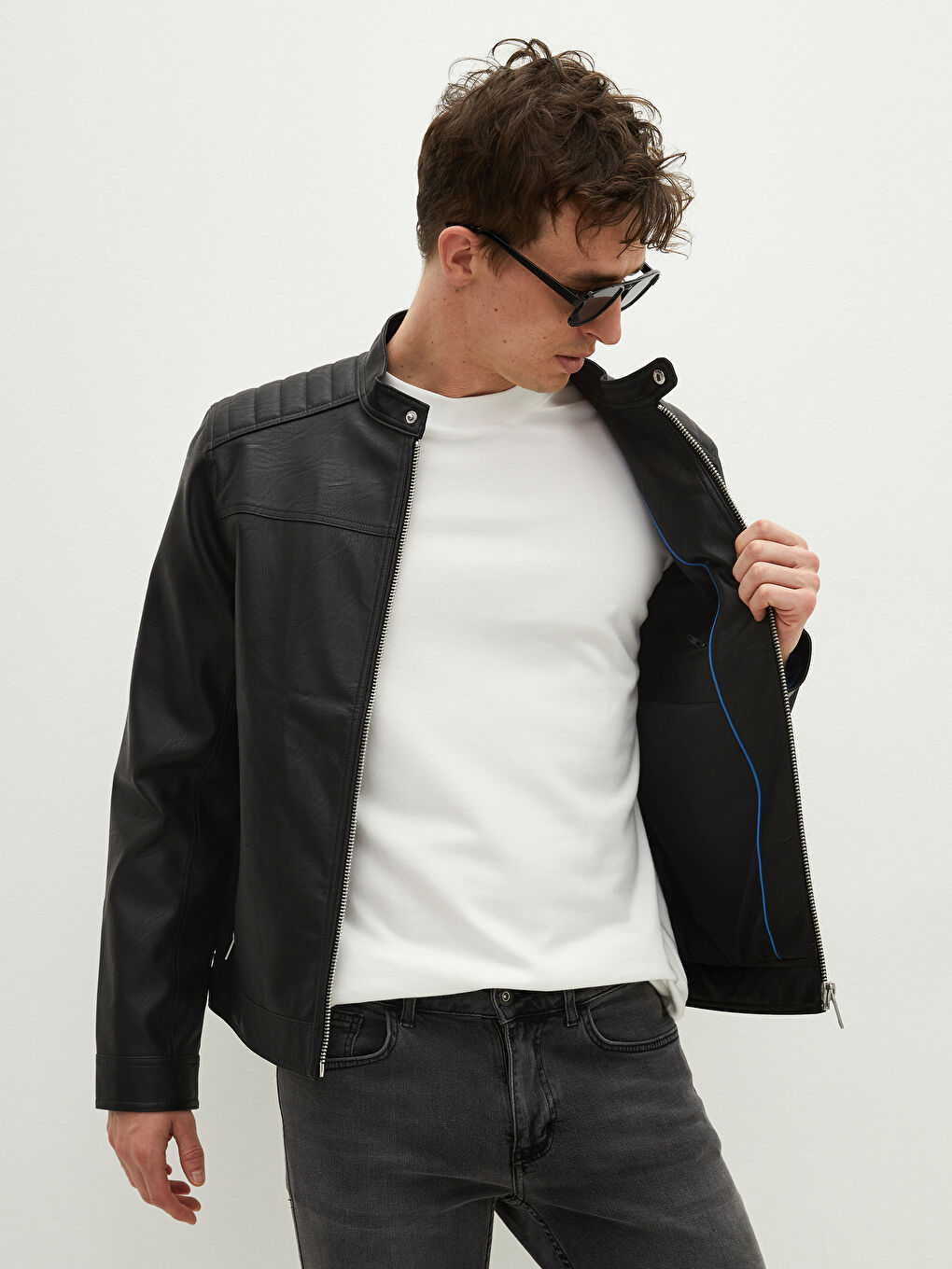 Пальто из искусственной кожи с отложным воротником стандартного кроя для мужчин-1