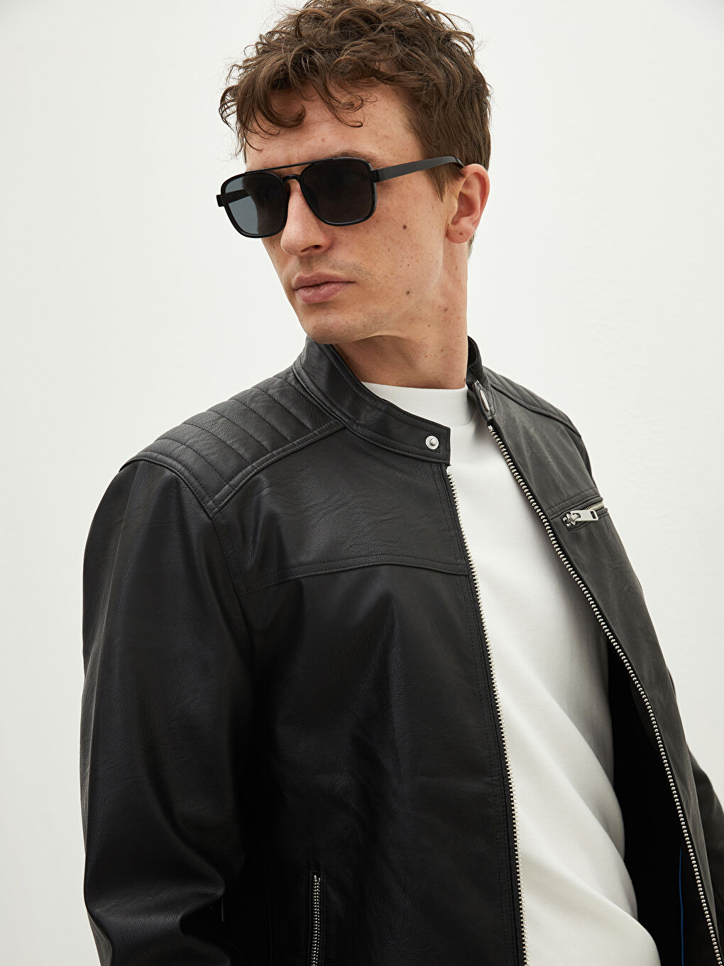 Пальто из искусственной кожи с отложным воротником стандартного кроя для мужчин-2