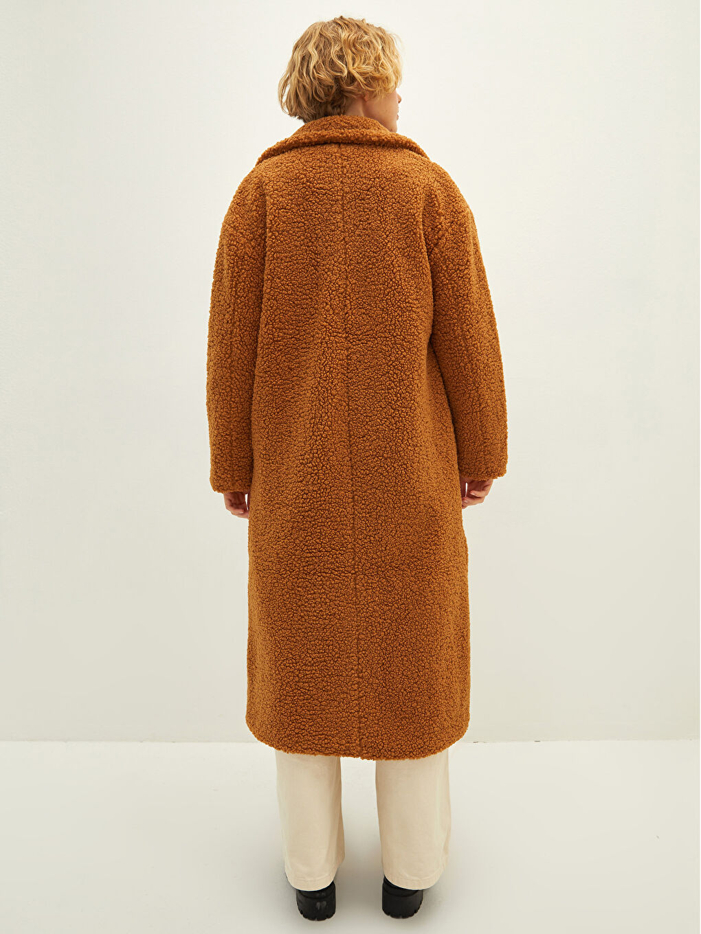 LCW Vision Manteau en Peluche à Col Veste avec Poches Détail pour Femmes -W10402Z8-JJL