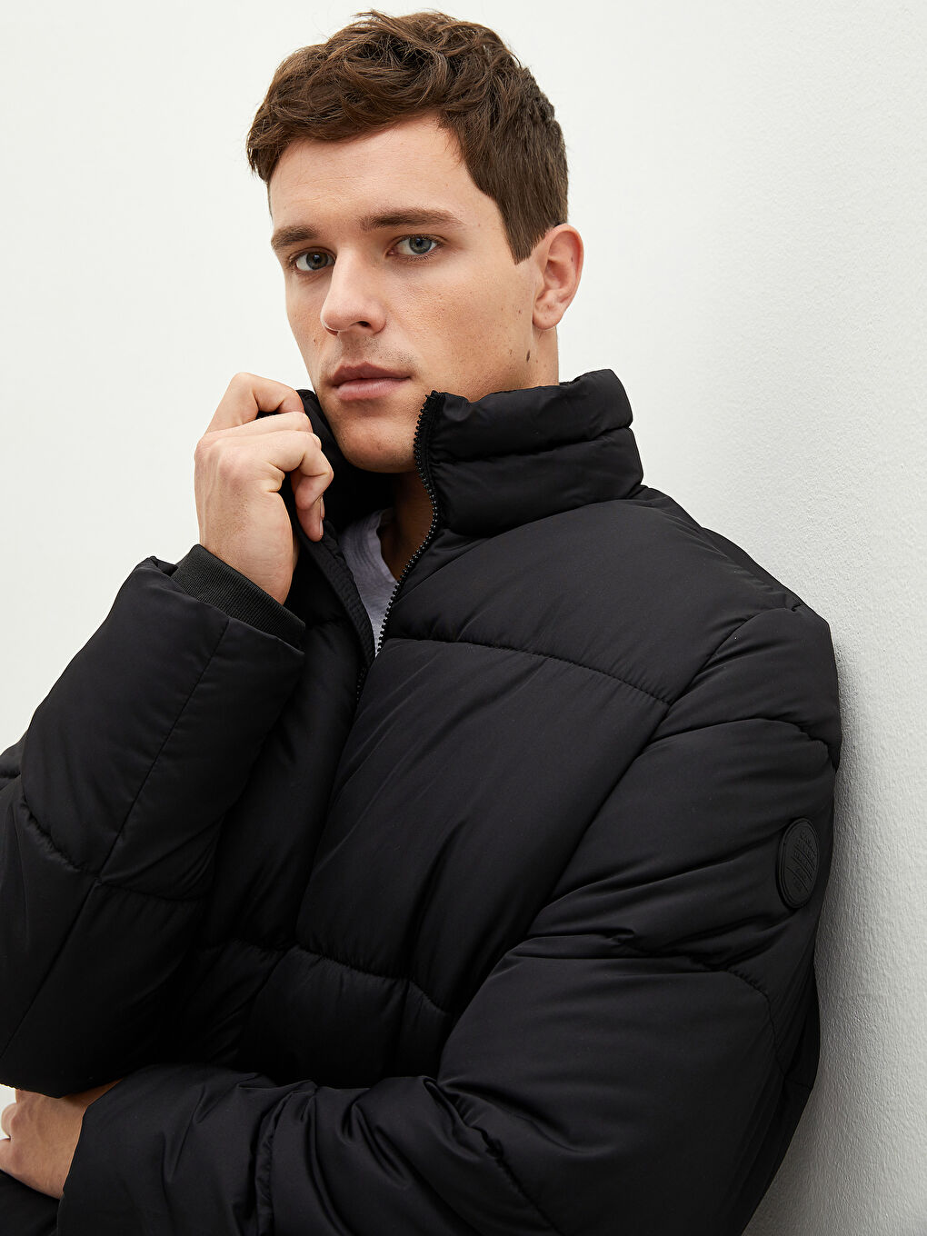 Loose Fit Turtle Neck Thick Men's Puffer-2