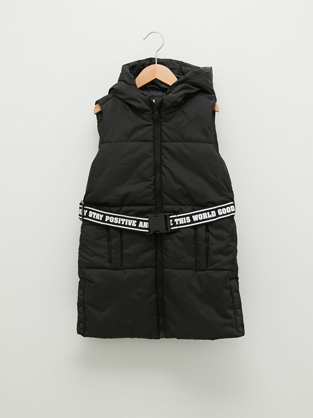 Дутый жилет с капюшоном для девочек