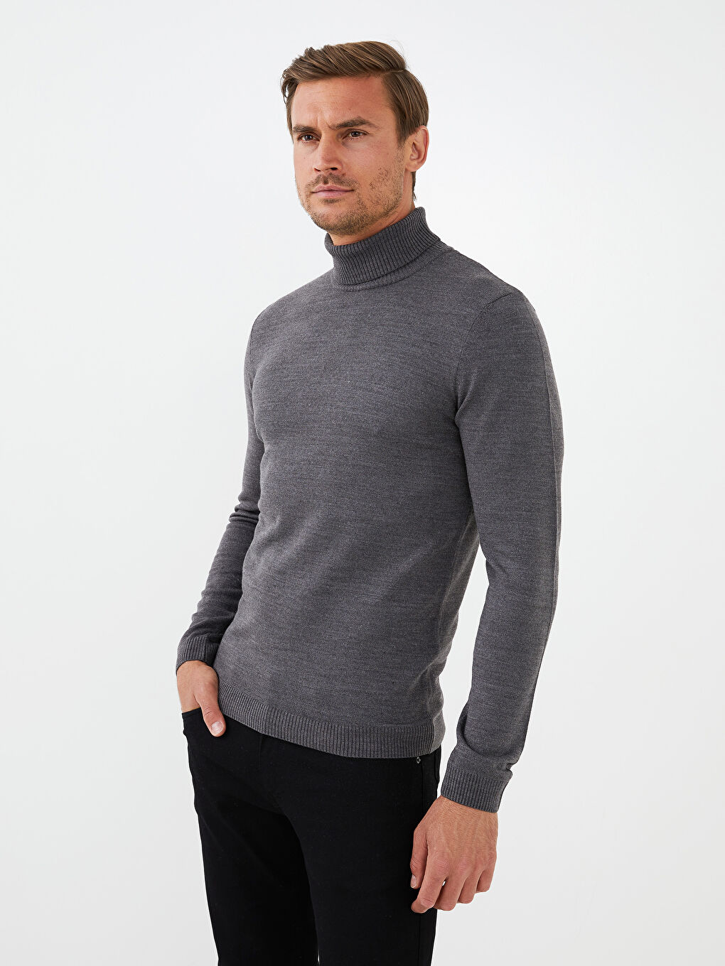 LCWAIKIKI Basic Turtleneck Long Sleeve Thin Men's Tricot Sweater -W10468Z8-L8N