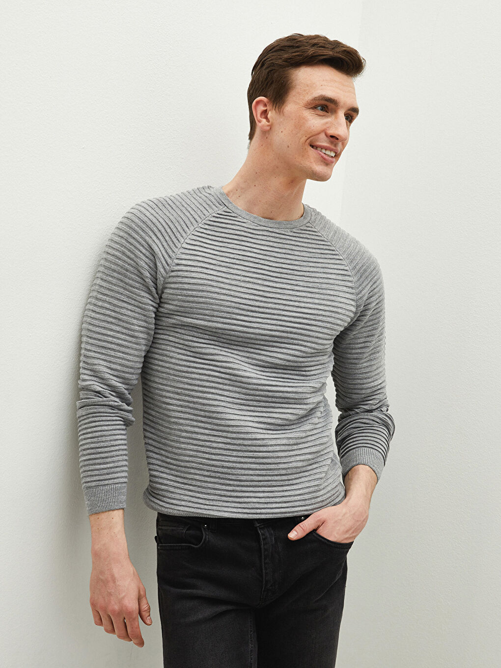Gri Bisiklet Yaka Uzun Kollu Çizgili İnce Erkek Triko Kazak-1