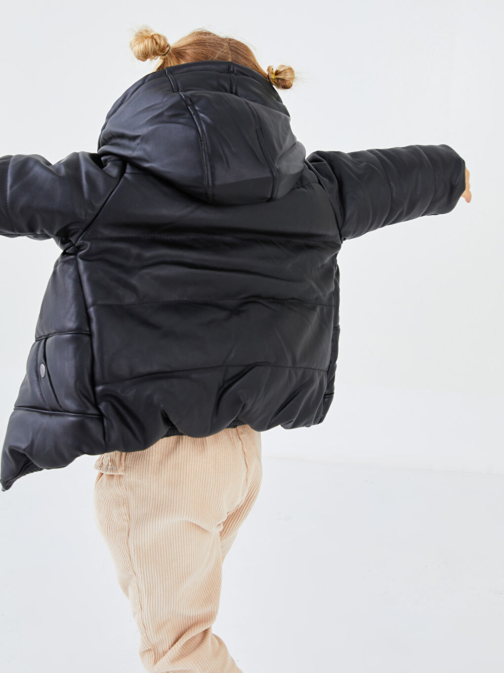 Antrasit Kapüşonlu Uzun Kollu Basic Kız Bebek Fermuarlı Şişme Mont-3